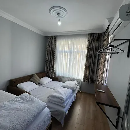 Taksim Royal 4 3 Room&1 Saloonno Stairs 아파트 이스탄불