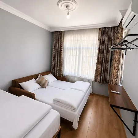 Appartamento Taksim Ground Floor - 3 Bedroom - 1 Living - Full Kitchen *